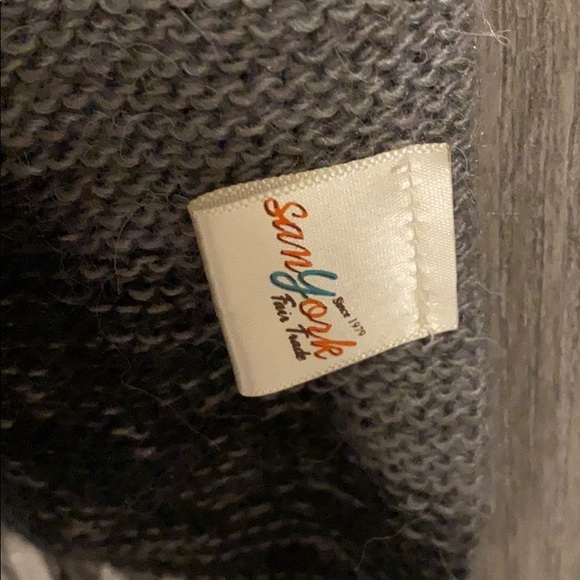 ❗️BOGO❗️Alpaca Scarf - Picture 4 of 5